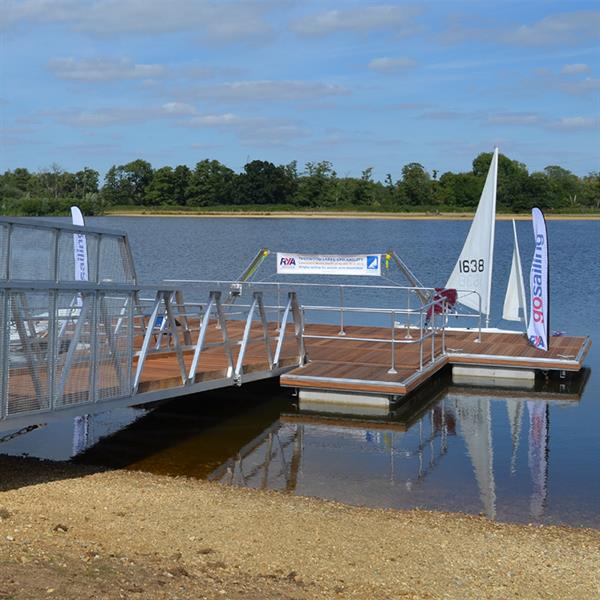 Special access pontoon facility for disabled sailors